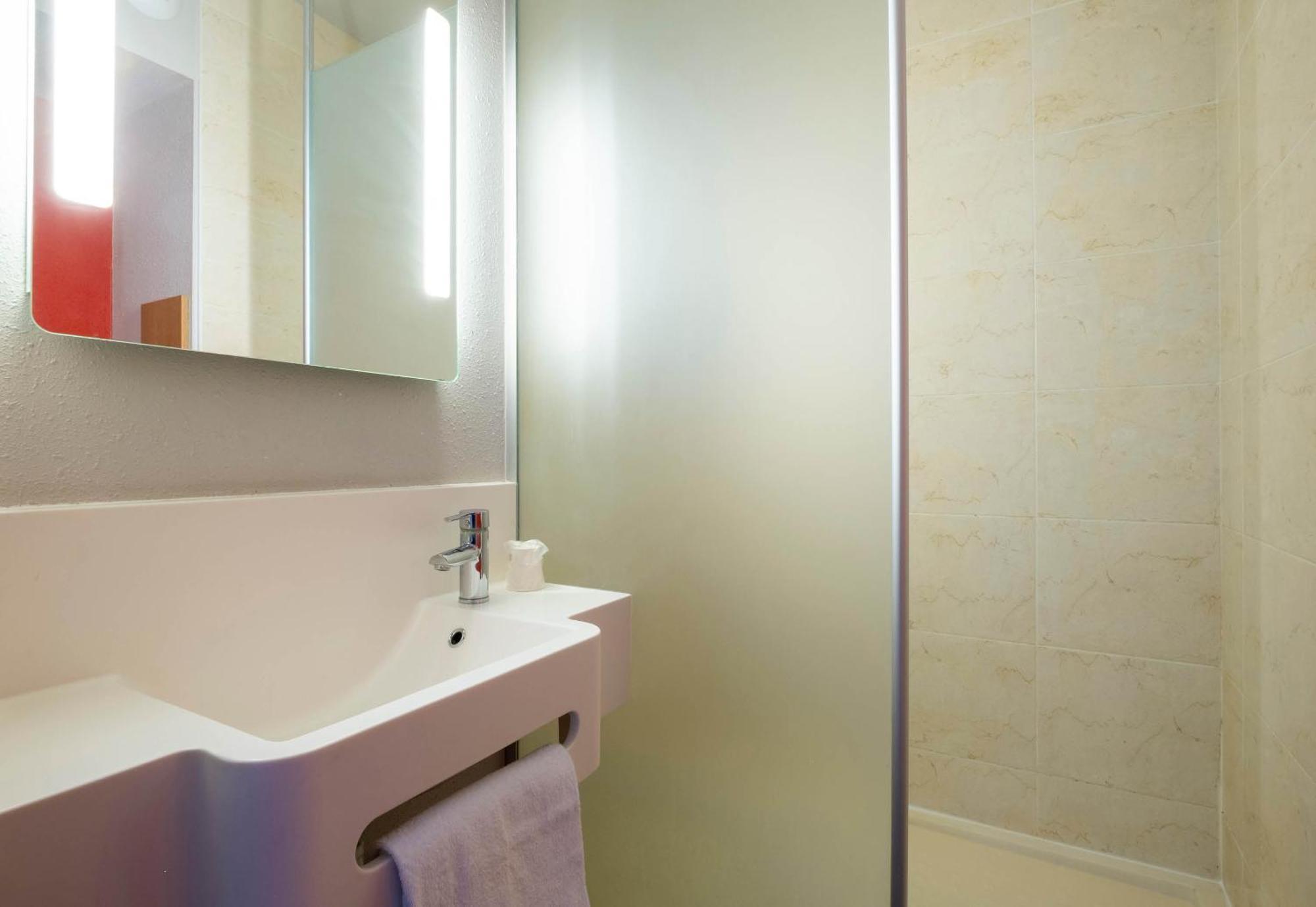 B&B Hotel La Rochelle Beaulieu Puilboreau Eksteriør billede